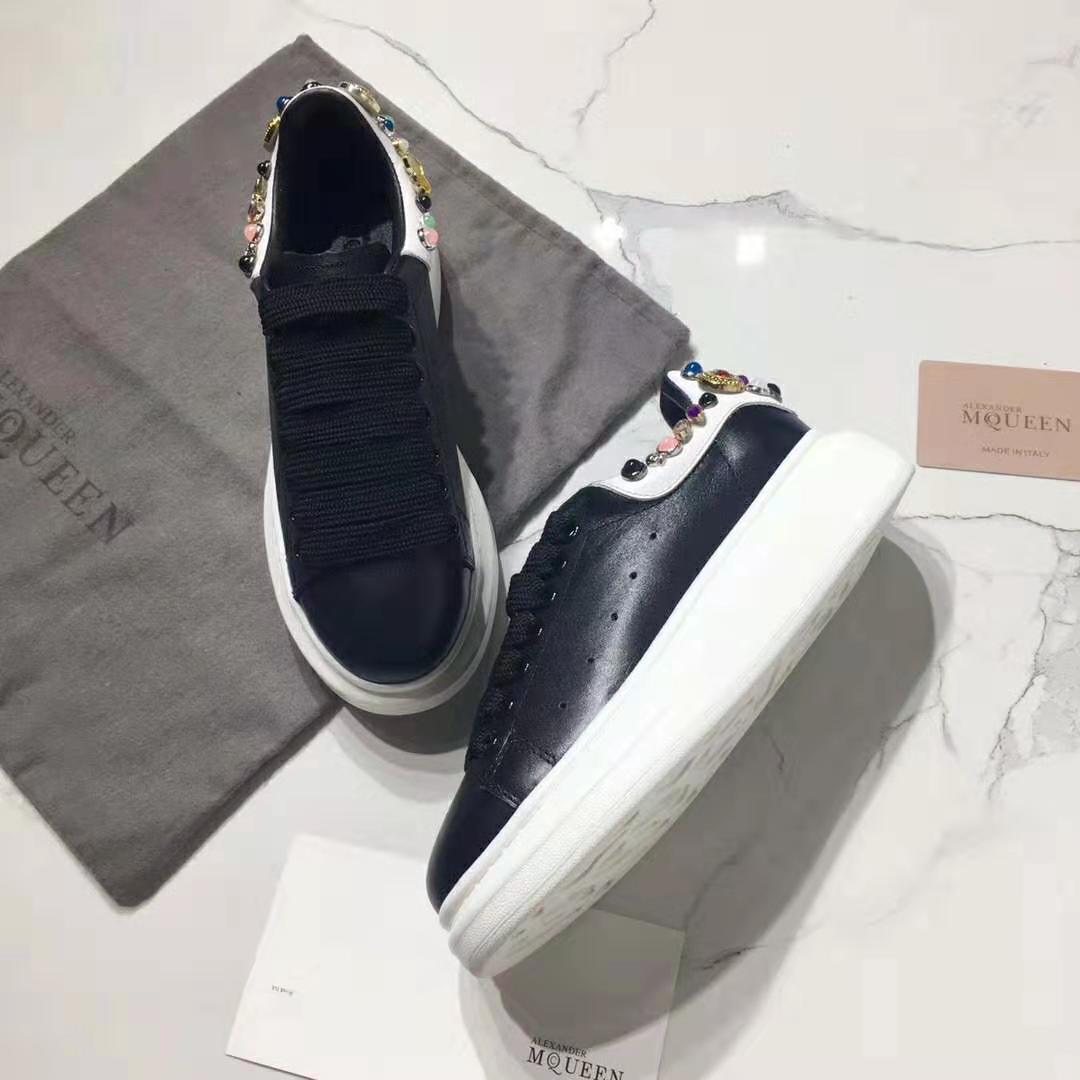 Alexander Mcqueen Men Oversized Sneaker Black Calf Leather Lace-Up Sneaker 3 Alexander Mcqueen Men Oversized Sneaker Black Calf Leather Lace-Up Sneaker - Image 3