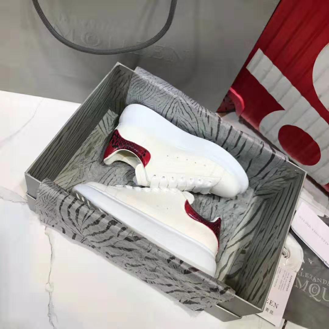 Alexander Mcqueen Men Oversized Sneaker White Smooth Calfskin Leather Sneaker 5 Alexander Mcqueen Men Oversized Sneaker White Smooth Calfskin Leather Sneaker - Image 5