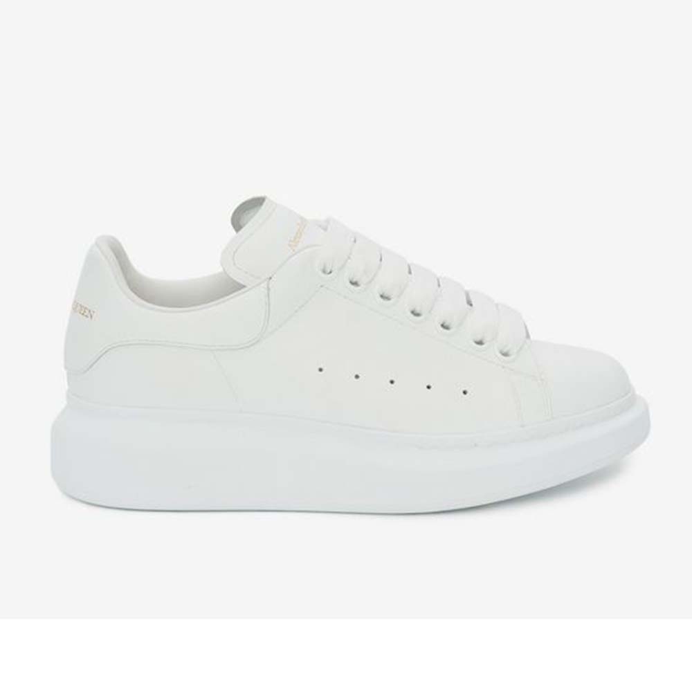 Mens Shoes Trainers Low-top trainers Save 16% Alexander McQueen Leather Oversized Lace-up Sneakers in White for Men 