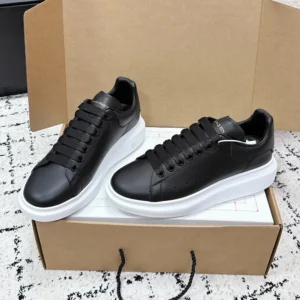 Alexander Mcqueen Unisex Oversized Sneaker Black Smooth Calf Leather Lace-Up Sneaker