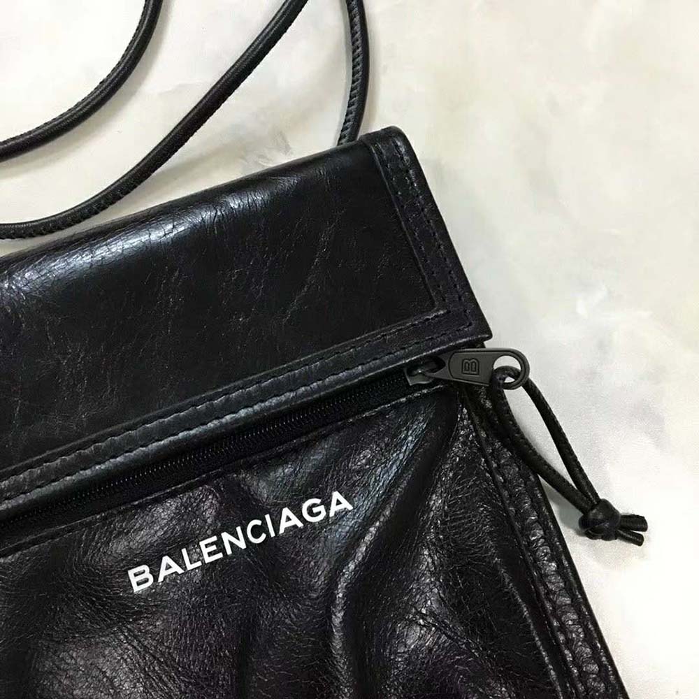 Balenciaga Men Explorer Pouch Strap in Leather-Black