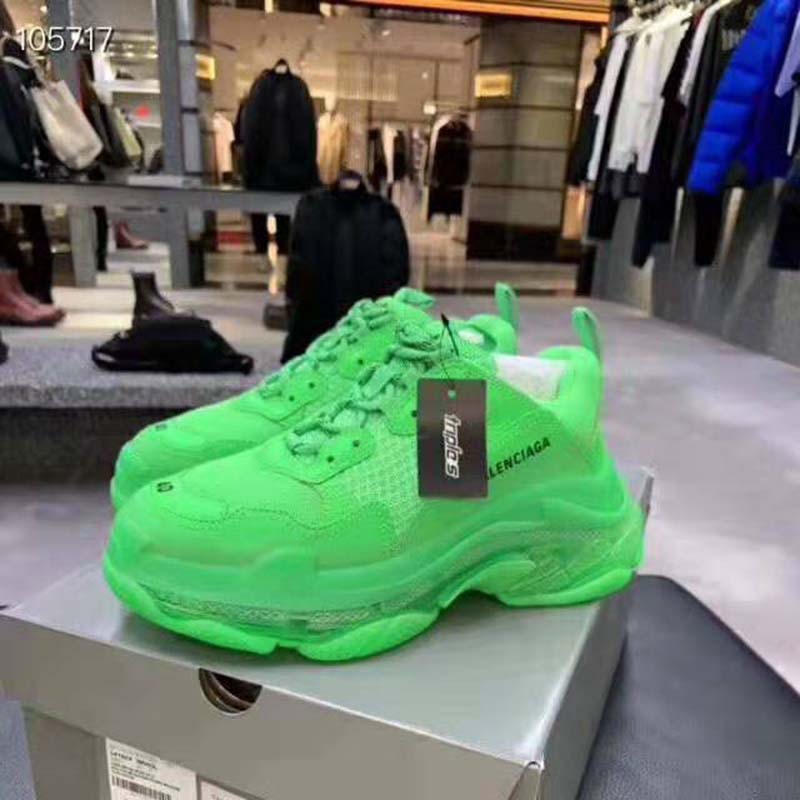 Balenciaga Unisex Triple S Clear Sole Trainers Oversized Multimaterial Sneakers 3 Balenciaga Unisex Triple S Clear Sole Trainers Oversized Multimaterial Sneakers - Image 3