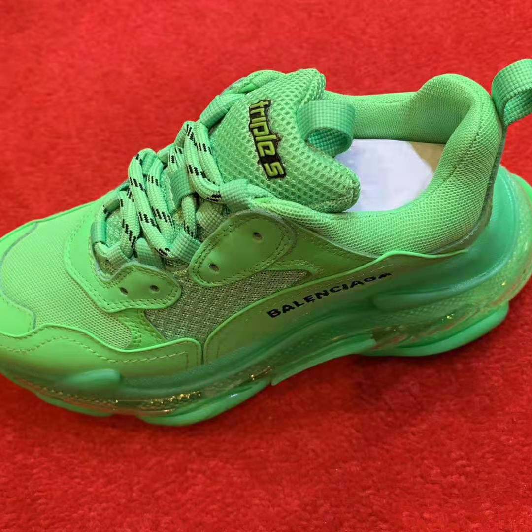Balenciaga Unisex Triple S Clear Sole Trainers Oversized Multimaterial Sneakers 5 Balenciaga Unisex Triple S Clear Sole Trainers Oversized Multimaterial Sneakers - Image 5