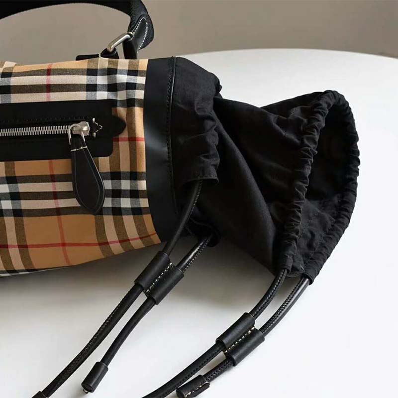 burberry medium vintage check duffle