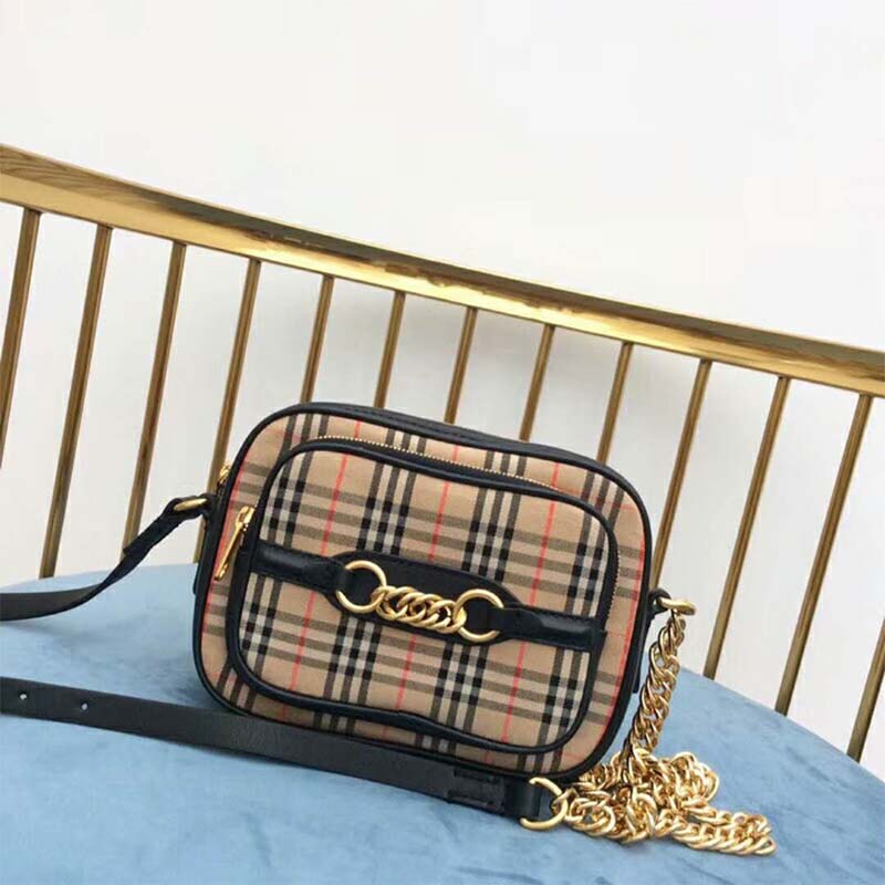 Burberry 1983 check link best sale camera bag