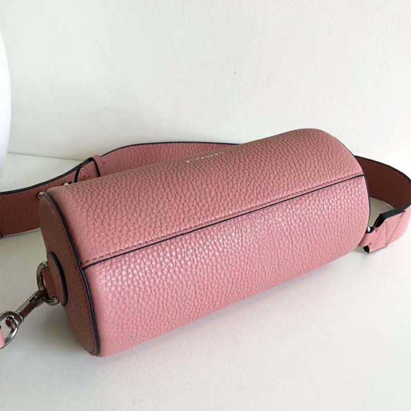 Burberry The Leather Barrel Bag in Pink