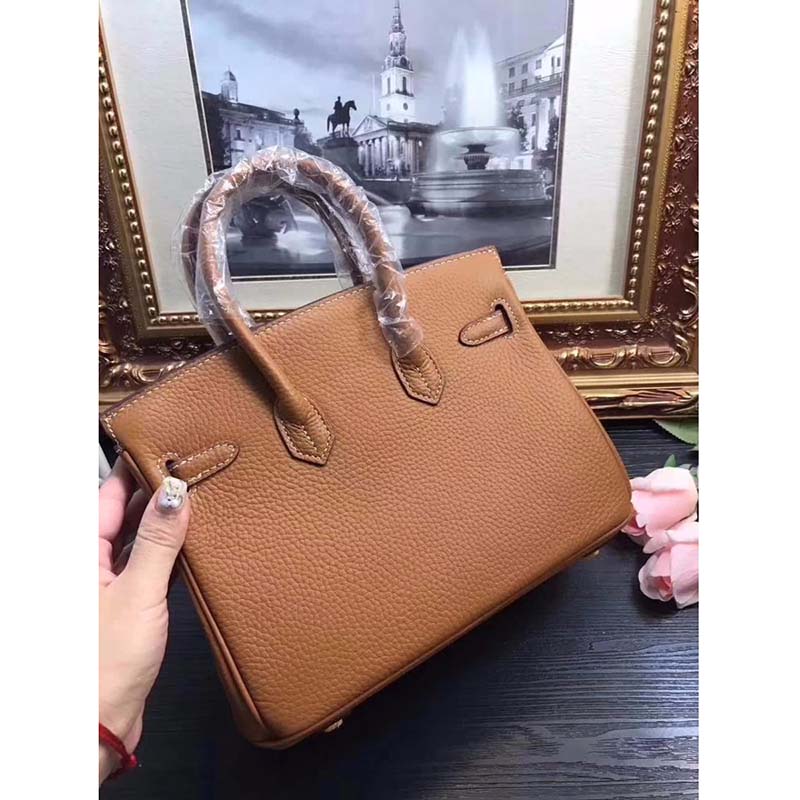 Privé Porter on Instagram: 🐚 Hermès 25cm Birkin Capucine Togo Leather  Gold Hardware 2022 #priveporter #hermes #birkin25 #capucine