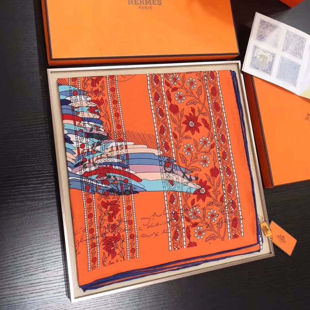 Hermes Women La Maison Des Carres Pegase Dhermes AU Bloc Scarf-Orange