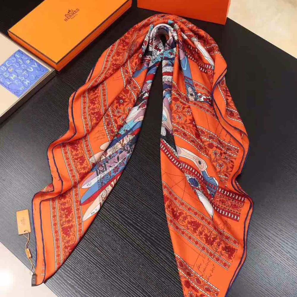 Hermes Women La Maison Des Carres Pegase Dhermes AU Bloc Scarf-Orange