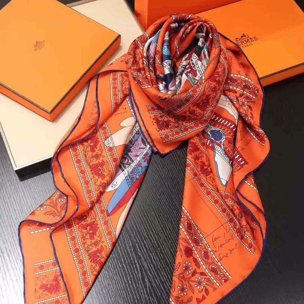 Hermes Women La Maison Des Carres Pegase Dhermes AU Bloc Scarf-Orange