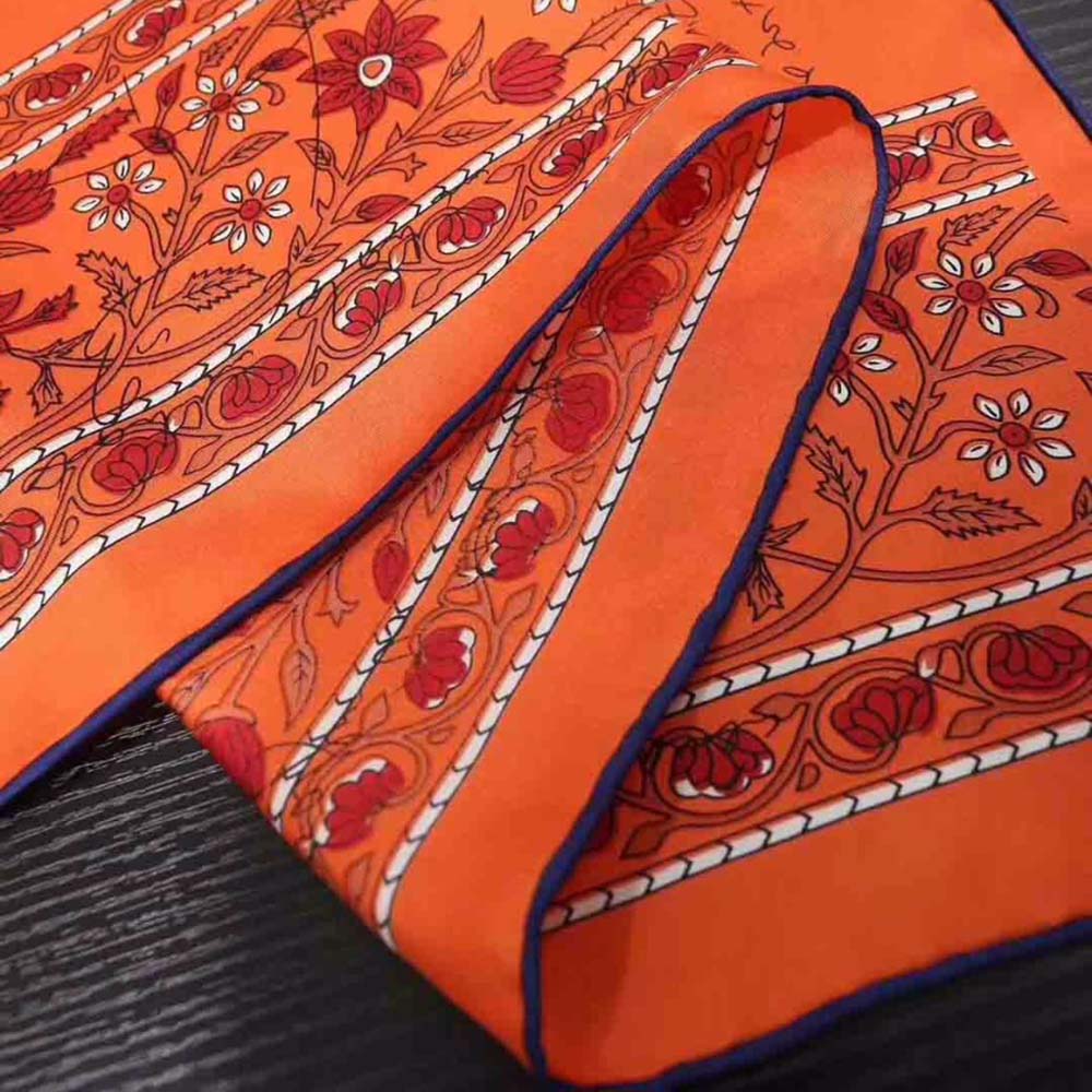 Hermes Women La Maison Des Carres Pegase Dhermes AU Bloc Scarf-Orange