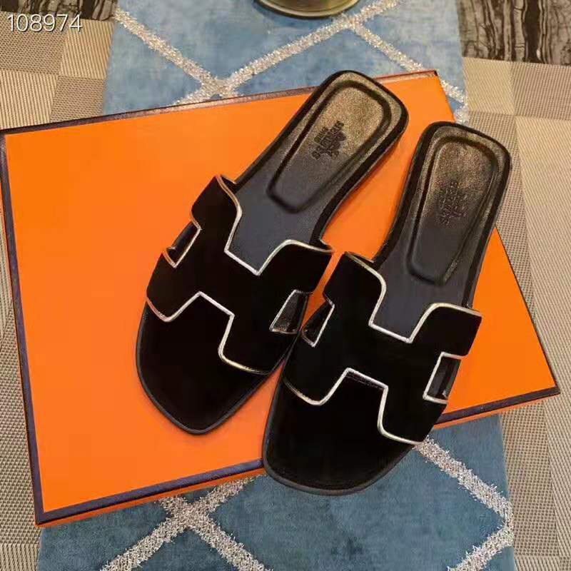 Hermes Women Oran Sandal in Velvet and Nappa Leather with Metallic Finish and Iconic "H" Cut-Out-Black - Image 7