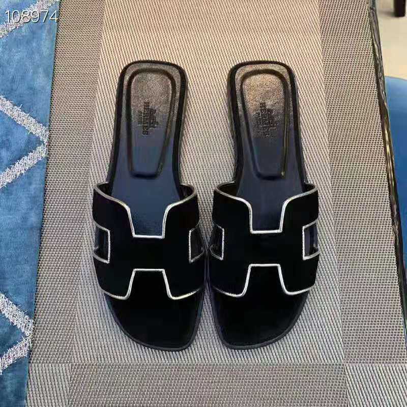 Hermes Women Oran Sandal in Velvet and Nappa Leather with Metallic Finish and Iconic "H" Cut-Out-Black - Image 5