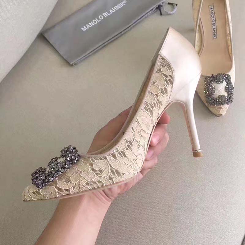 Manolo Blahnik Women Hangisi Lace Lace Jewel Buckled Pumps Shoes-Sandy - Image 4
