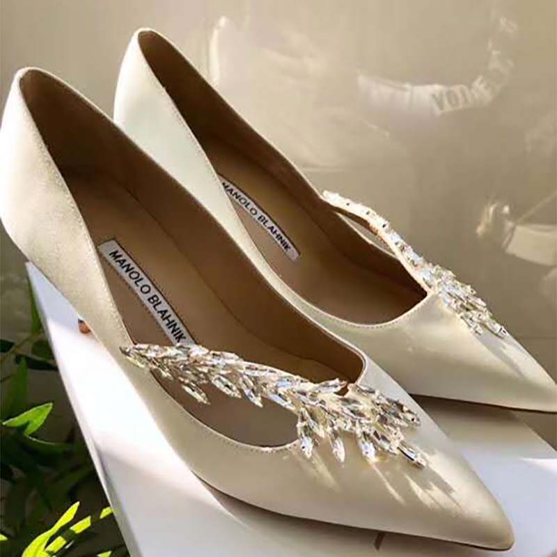 Manolo Blahnik Women Shoes Nadira Satin Jewel Buckle Pumps 90mm Heel-White - Image 2