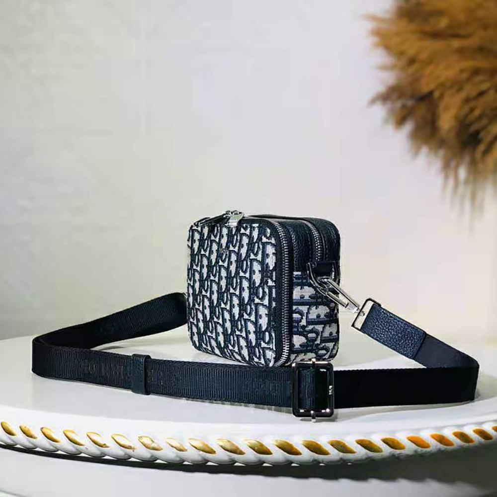 Belt Pouch Beige and Black Dior Oblique Jacquard - Leather goods - Men's  Fashion, DIOR