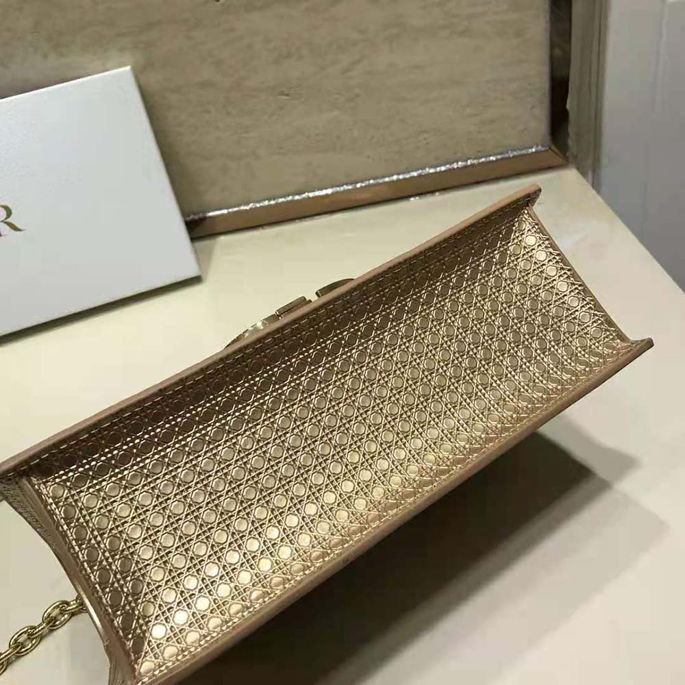 Dior Women 30 Montaigne Chain Bag Metallic Gold Microcannage Calfskin
