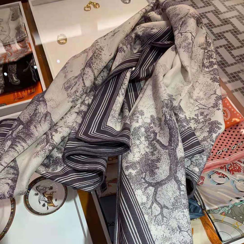 Toile De Jouy Reverse Square Scarf Grey  Womens Dior Silk Scarves & Mitzah  ⋆ Rincondelamujer