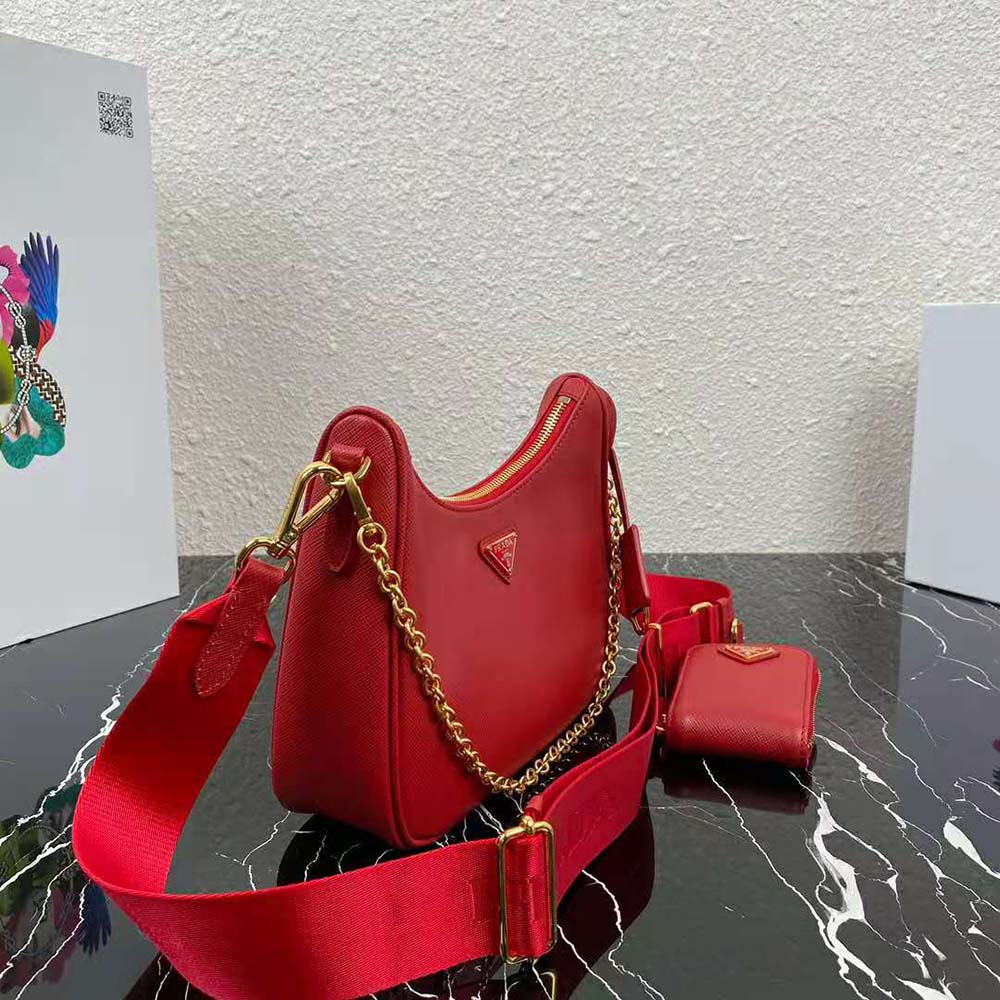 Prada Re-Edition 2005 Saffiano leather bag in Fiery Red - Irene
