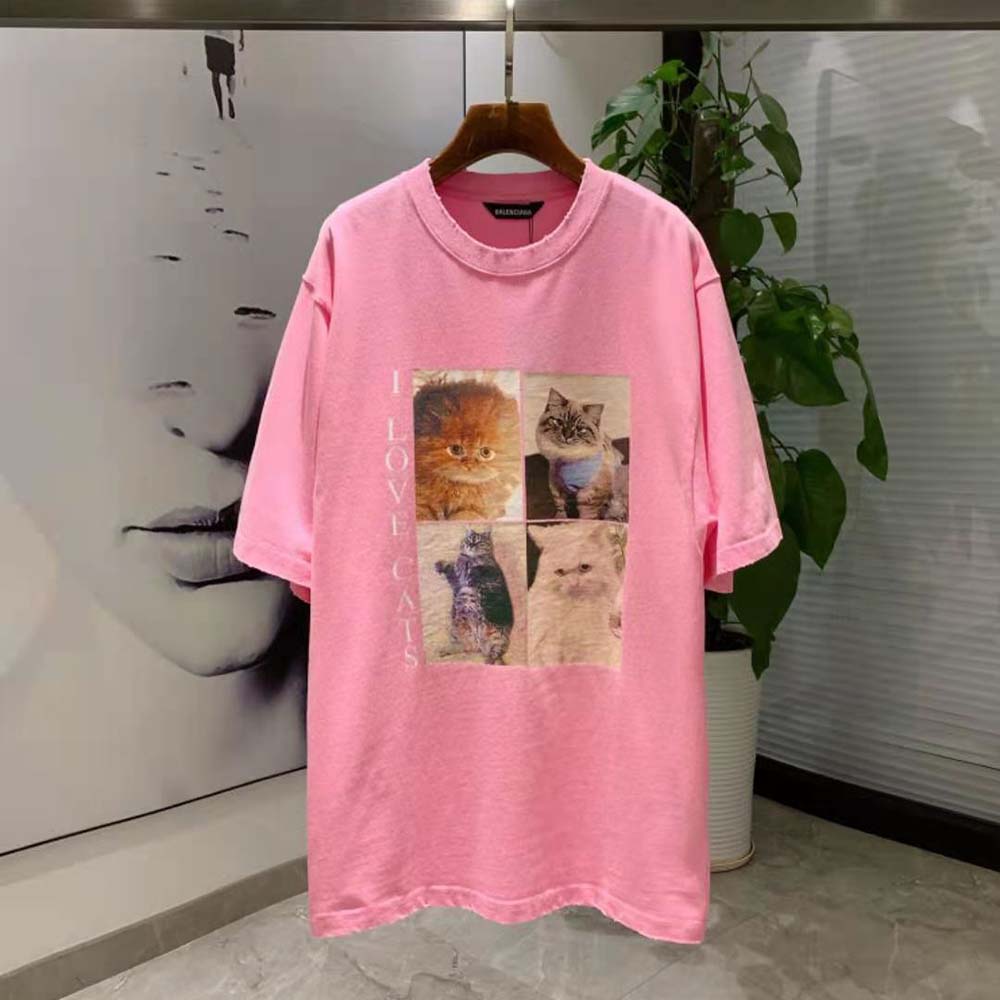 Balenciaga Women I Love Cats XL T-Shirt in Pink