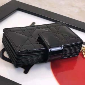 Lady Dior 5 gusset card holder - Black Patent Cannage Calfskin