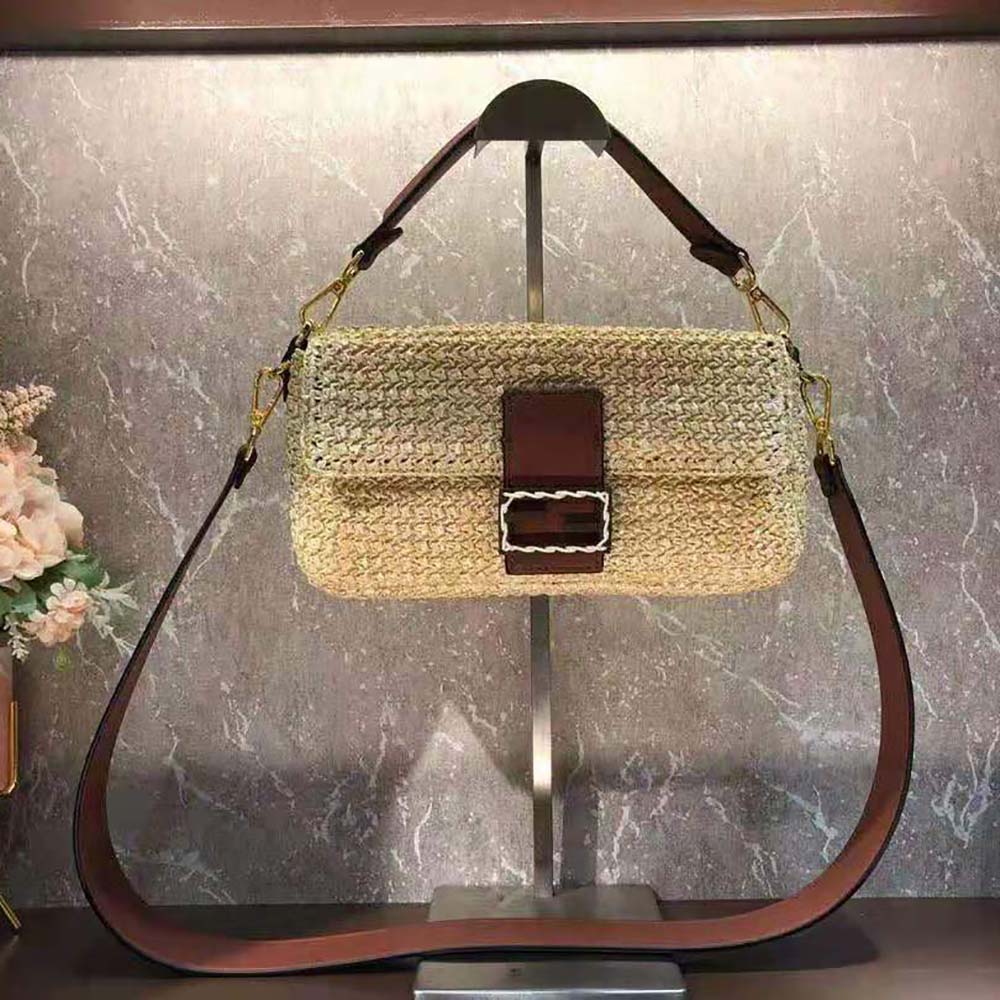 fendi selleria peekaboo mini