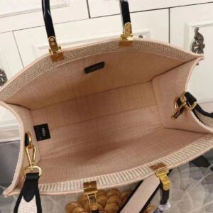 Fendi Women Sunshine Large Woven Straw Shopper-Beige