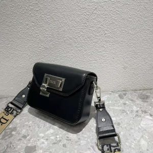 Dior Men Messenger Pouch Black Smooth Calfskin 8 Dior Men Messenger Pouch Black Smooth Calfskin (4)