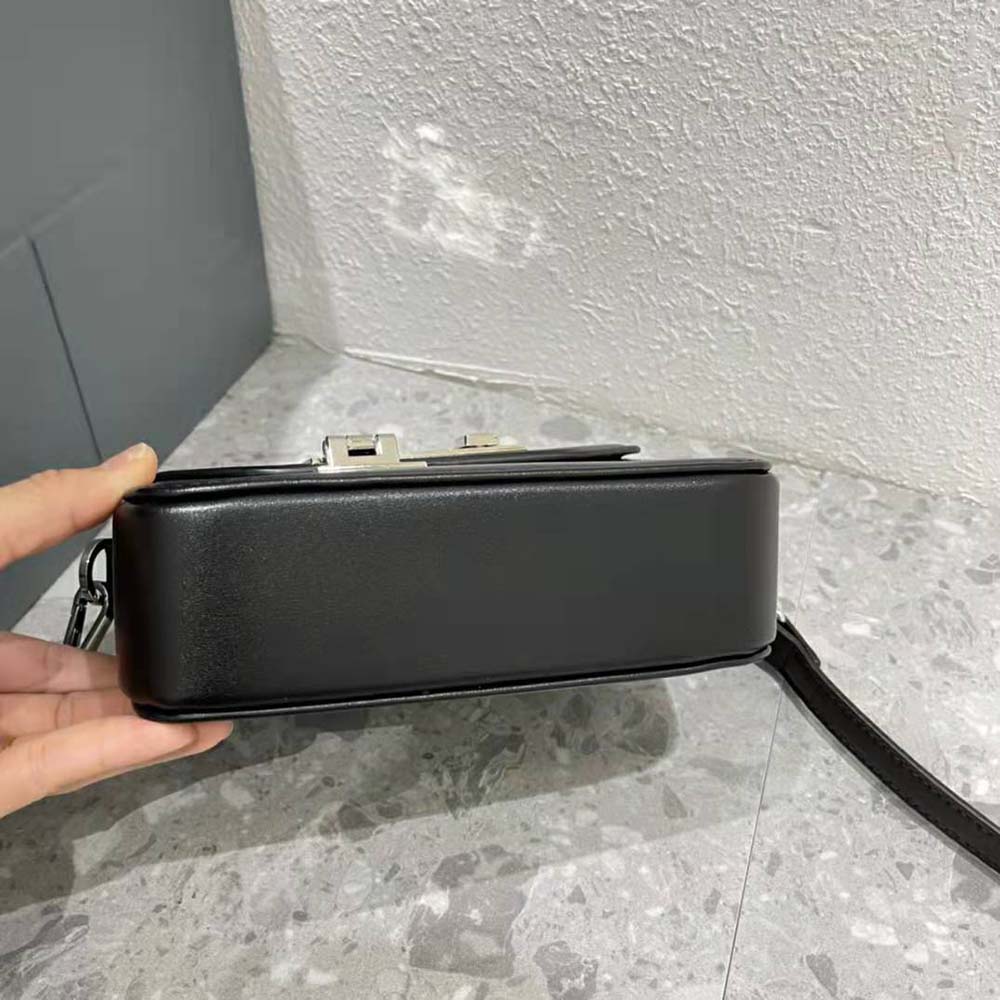 Dior Men Messenger Pouch Black Smooth Calfskin (6) Dior Men Messenger Pouch Black Smooth Calfskin
