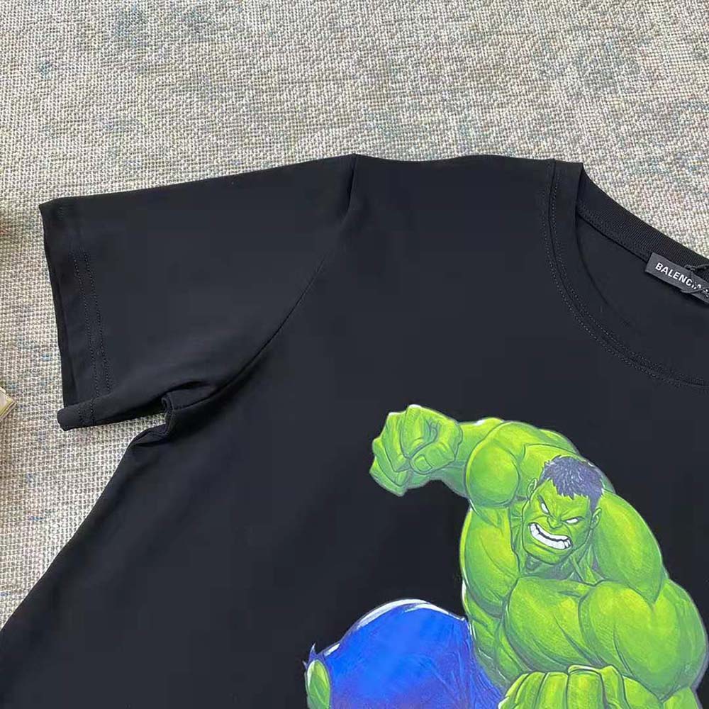 Balenciaga Men Hulk 2021Marvel Medium Fit T-Shirt in Black