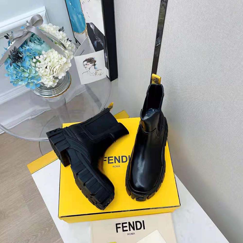 fendi roma boots