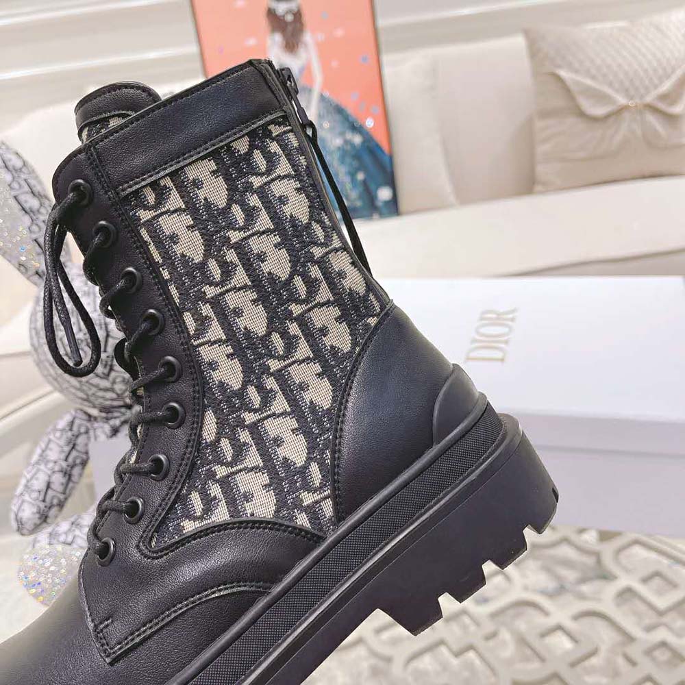 DIOR EXPLORER ANKLE BOOT BEIGE & BLACK MSRP $1400 100