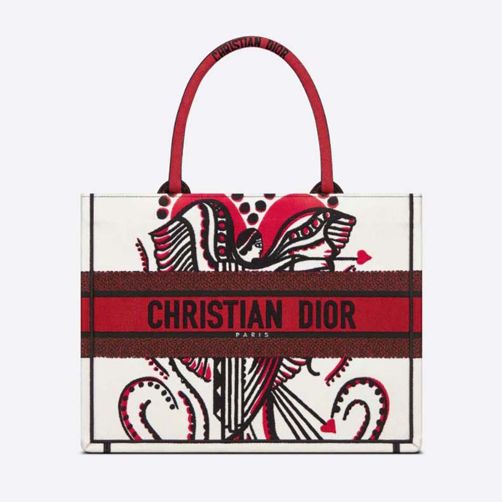 DIOR BOOK TOTE CLUB: EXCEPTIONAL LITERARY EVENT - Numéro Netherlands