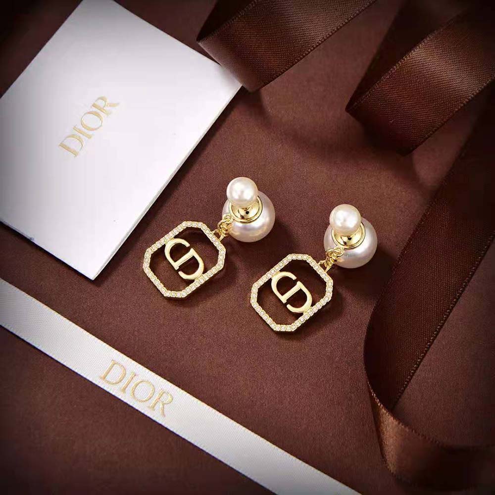 Dior Women Tribales Earrings Gold-Finish Metal with White Resin Pearls 2 Dior Women Tribales Earrings Gold-Finish Metal with White Resin Pearls - Image 2