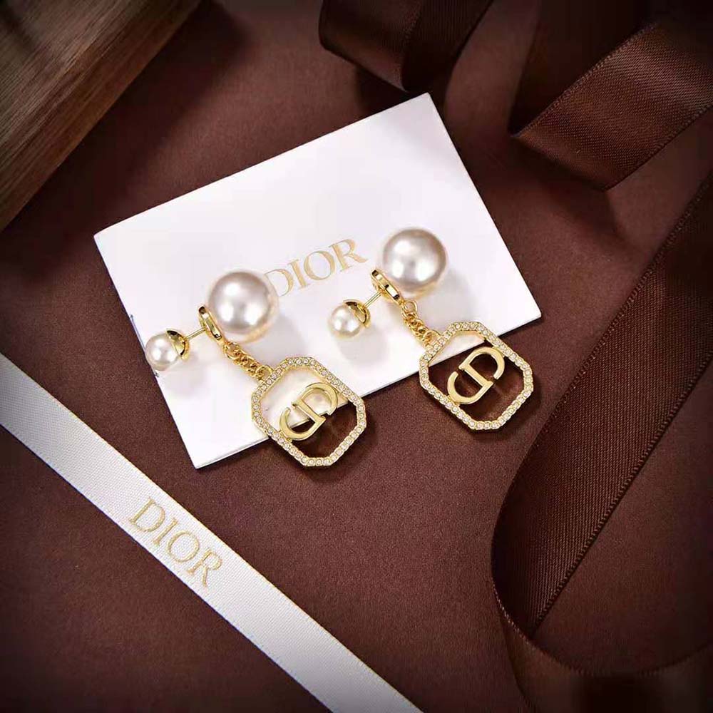 Dior Women Tribales Earrings Gold-Finish Metal with White Resin Pearls 5 Dior Women Tribales Earrings Gold-Finish Metal with White Resin Pearls - Image 5