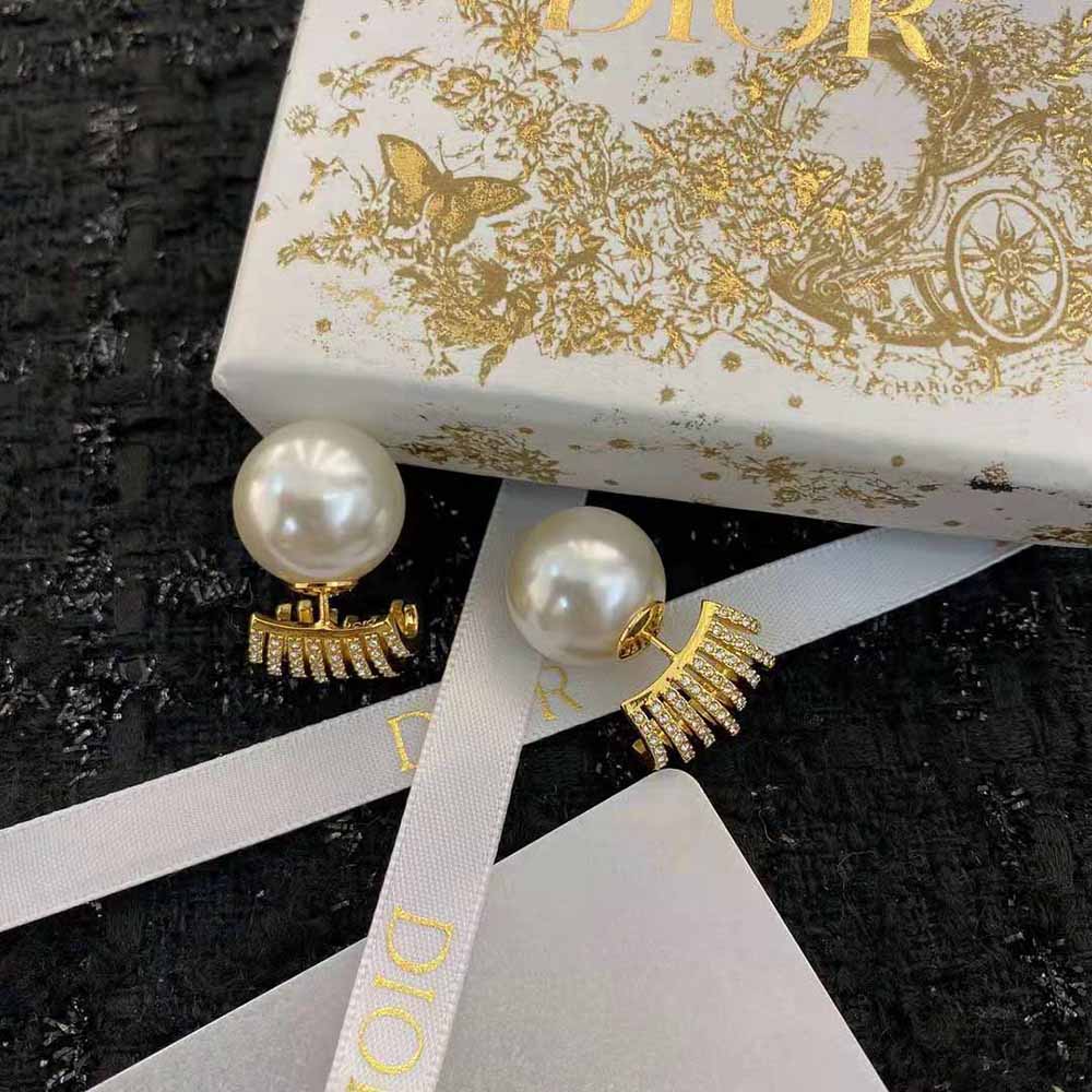 Dior Women Tribales Earrings Gold-Finish Metal with White Resin Pearls and White Crystals 6 Dior Women Tribales Earrings Gold-Finish Metal with White Resin Pearls and White Crystals - Image 6