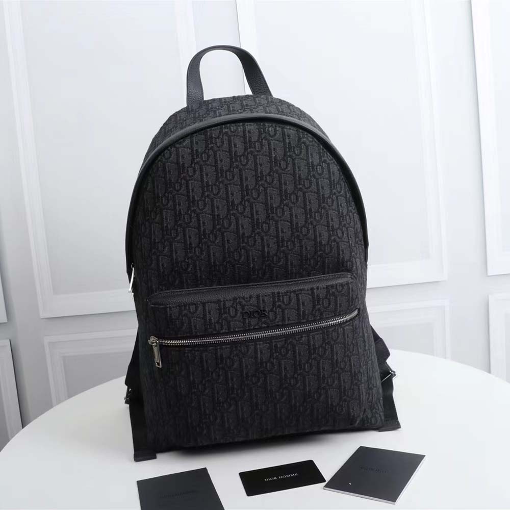 Black discount dior backpack