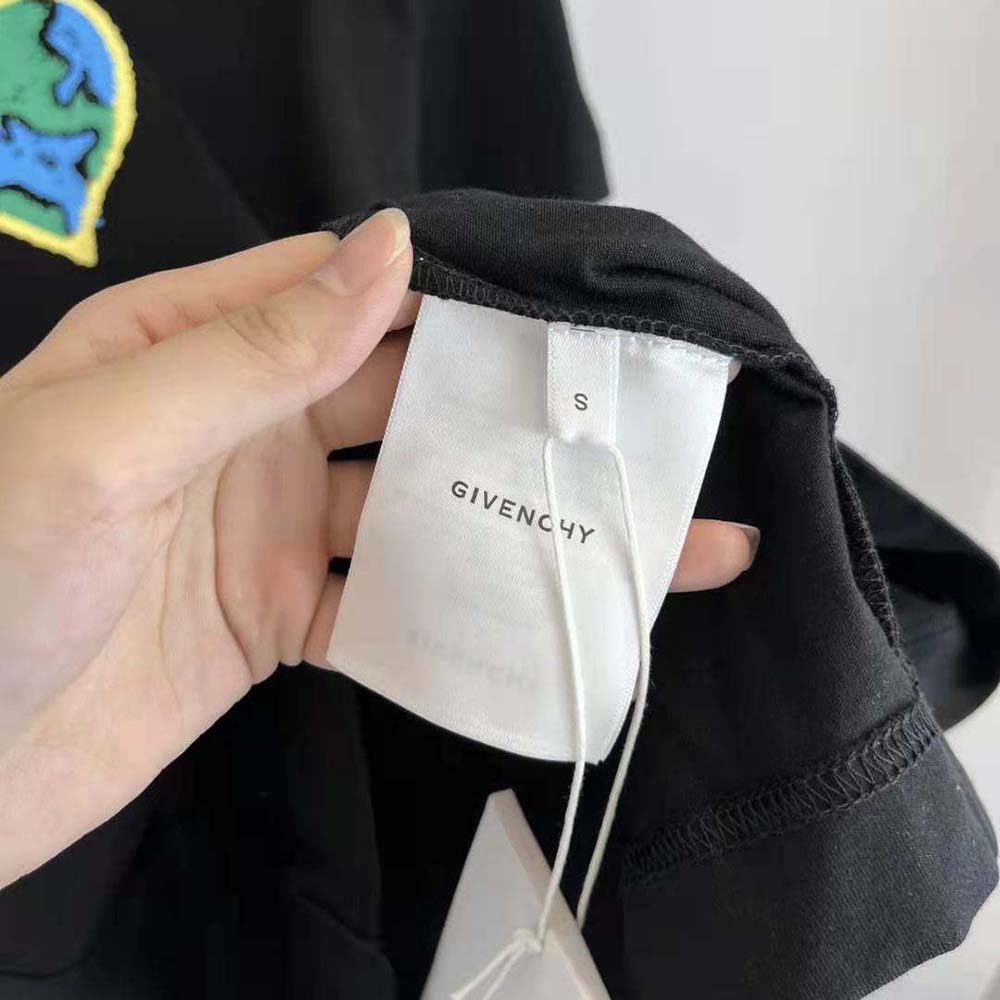 Givenchy discount iridescent hoodie