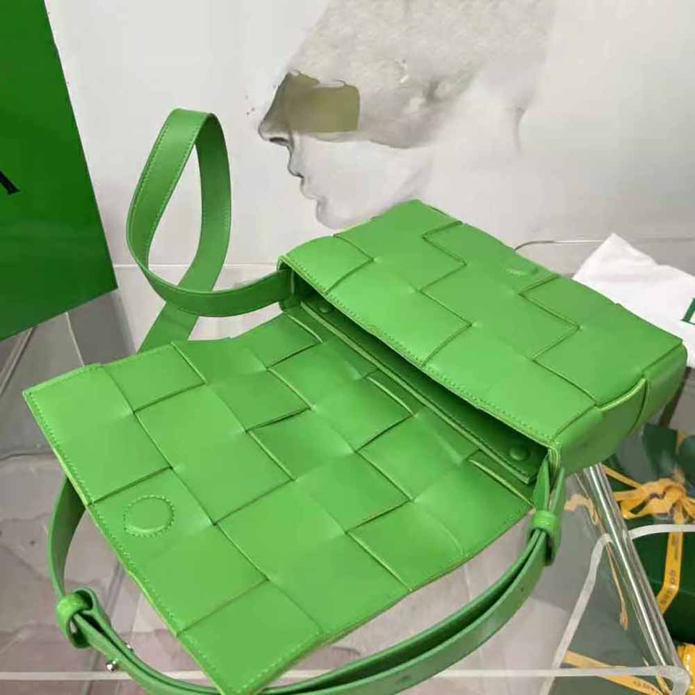 Bottega Veneta Women Cassette Intreccio Leather Cross-Body Bag-Green 4 Bottega Veneta Women Cassette Intreccio Leather Cross-Body Bag-Green - Image 4