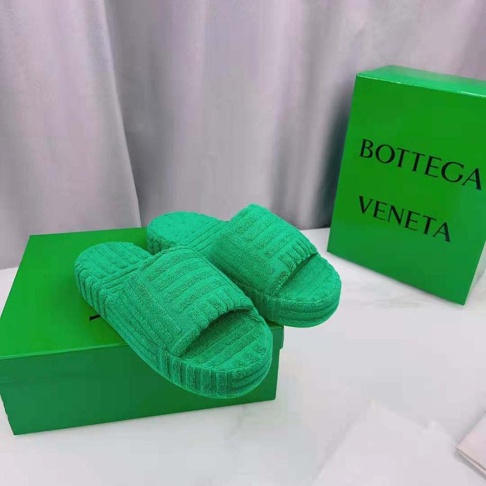 Bottega Veneta Women Resort Sponge in 35mm Heel Height-Green