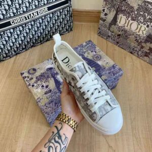 B23 High-Top Sneaker White and Black Dior Oblique Canvas