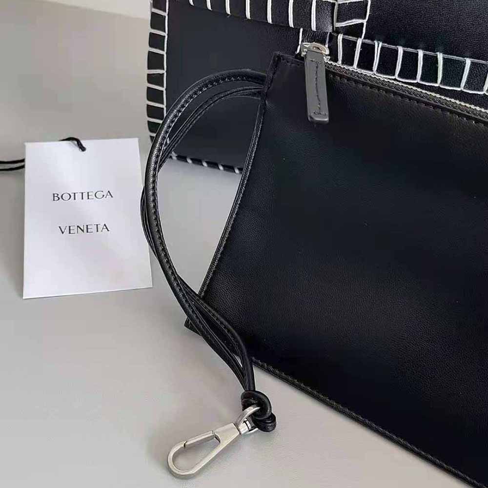 Bottega Veneta Women Arco Tote Small Intreccio Leather Tote Bag with Overlock Stitching-Black 9 Bottega Veneta Women Arco Tote Small Intreccio Leather Tote Bag with Overlock Stitching-Black - Image 9