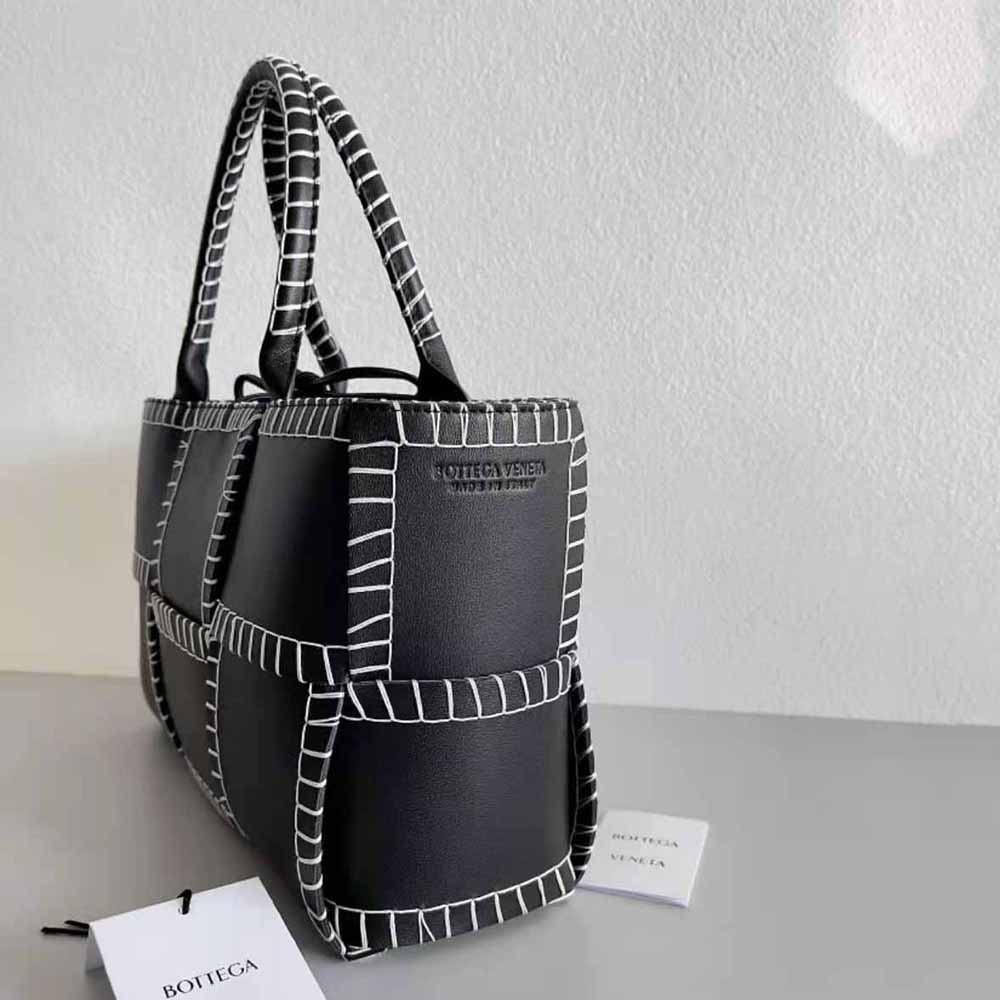 Bottega Veneta Women Arco Tote Small Intreccio Leather Tote Bag with Overlock Stitching-Black 3 Bottega Veneta Women Arco Tote Small Intreccio Leather Tote Bag with Overlock Stitching-Black - Image 3