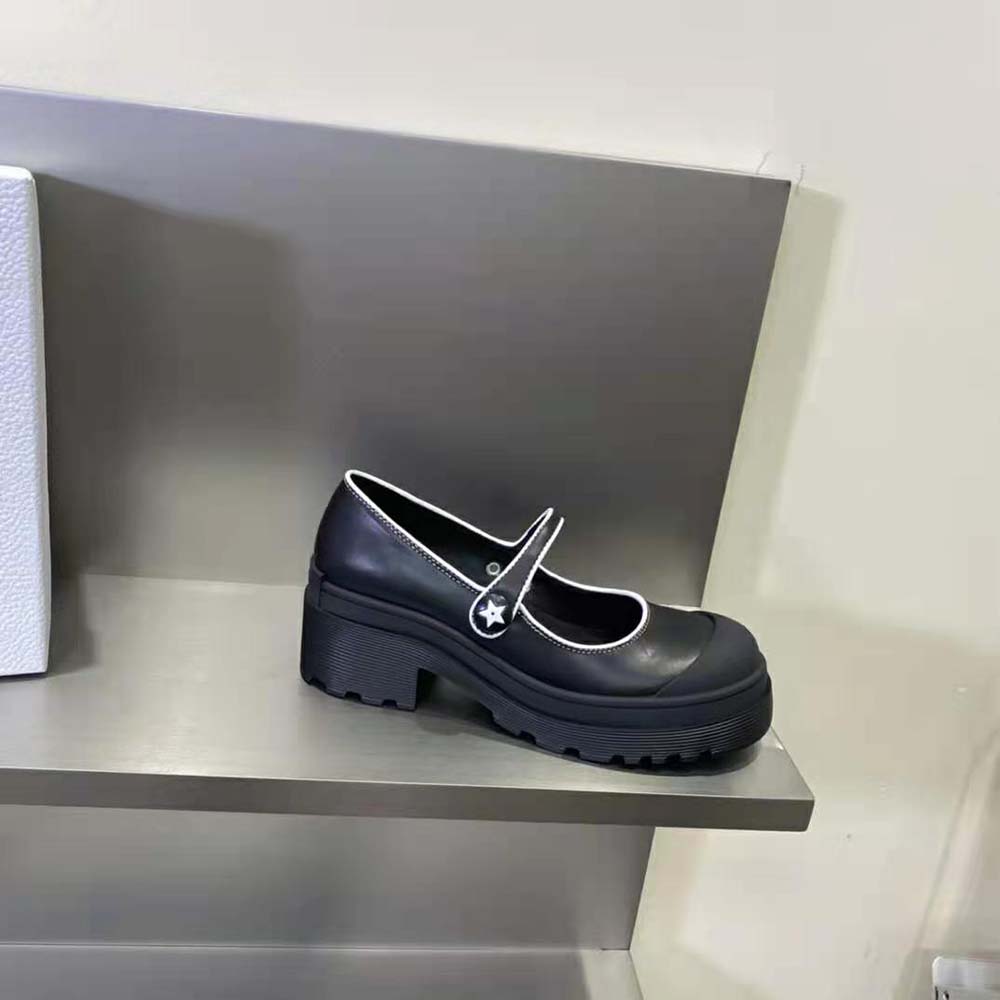 73+ Christian Dior DDOLL 2.0 PUMP Couro de bezerro flexível preto/branco