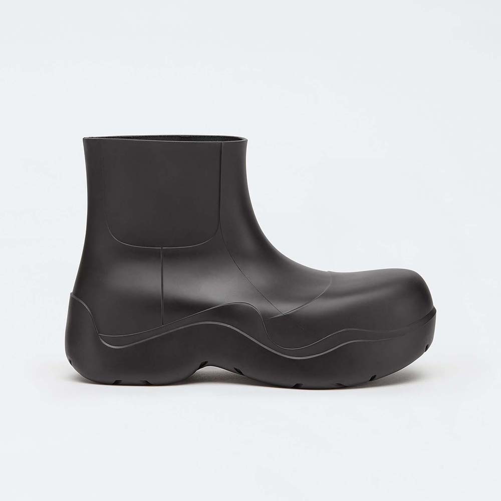 Bottega Veneta Unisex Puddle Ankle Boot-Black