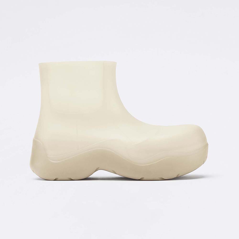 Bottega Veneta Unisex Puddle Ankle Boot-White