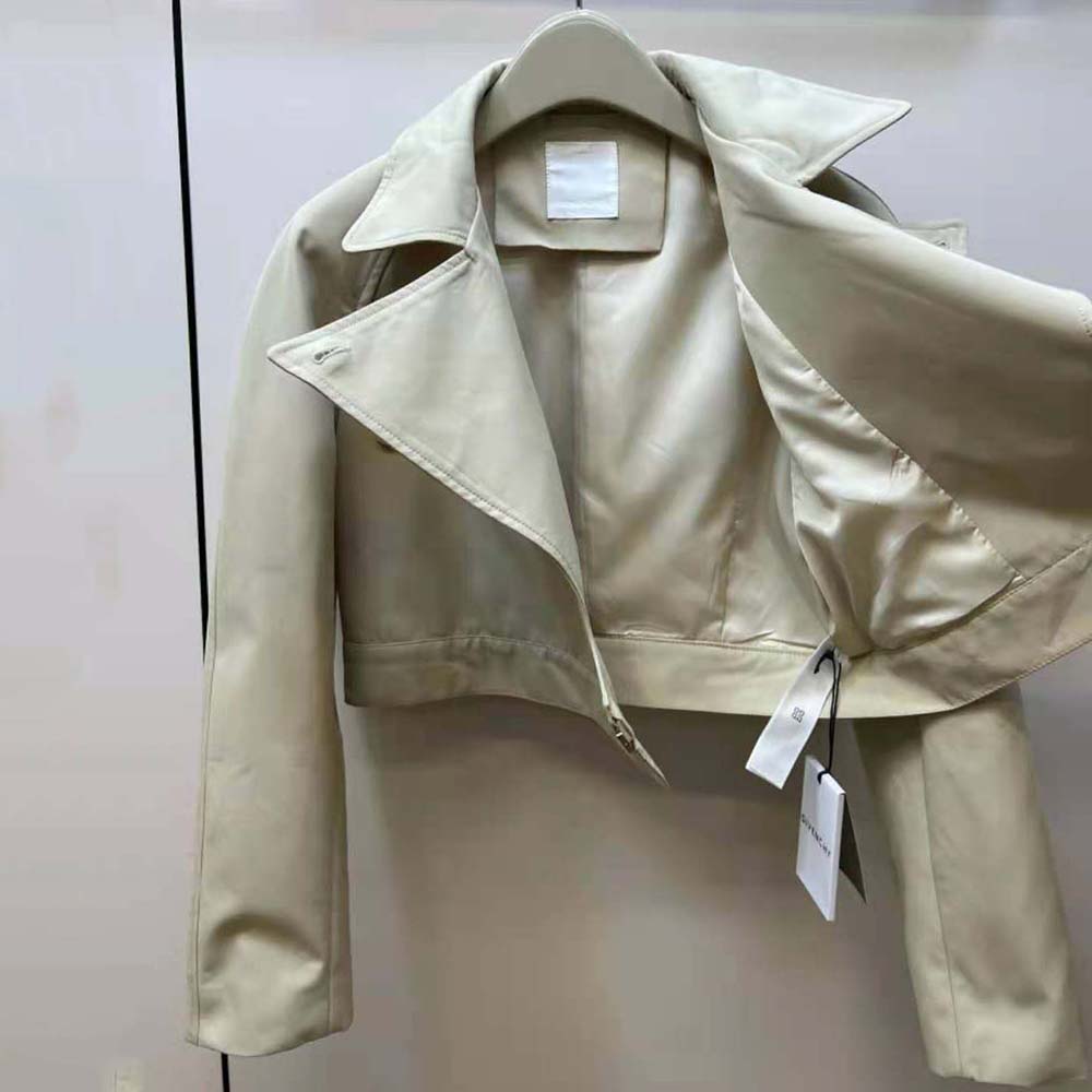 Louis Vuitton Trench coats Beige Cotton ref.458901 - Joli Closet