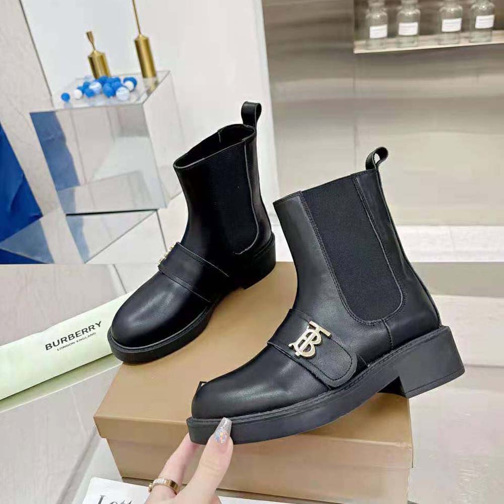 Burberry Women Monogram Motif Leather Chelsea Boots-Black 6 Burberry Women Monogram Motif Leather Chelsea Boots-Black - Image 6