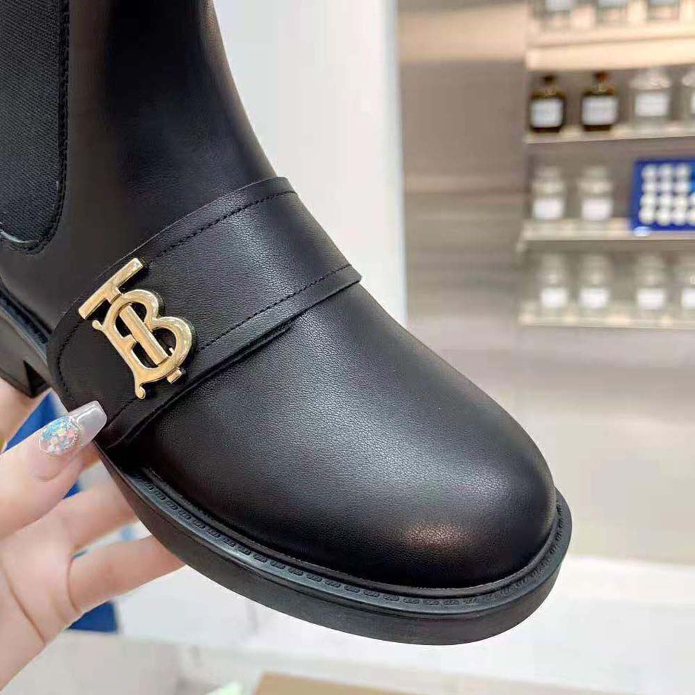 Burberry Women Monogram Motif Leather Chelsea Boots-Black 8 Burberry Women Monogram Motif Leather Chelsea Boots-Black - Image 8