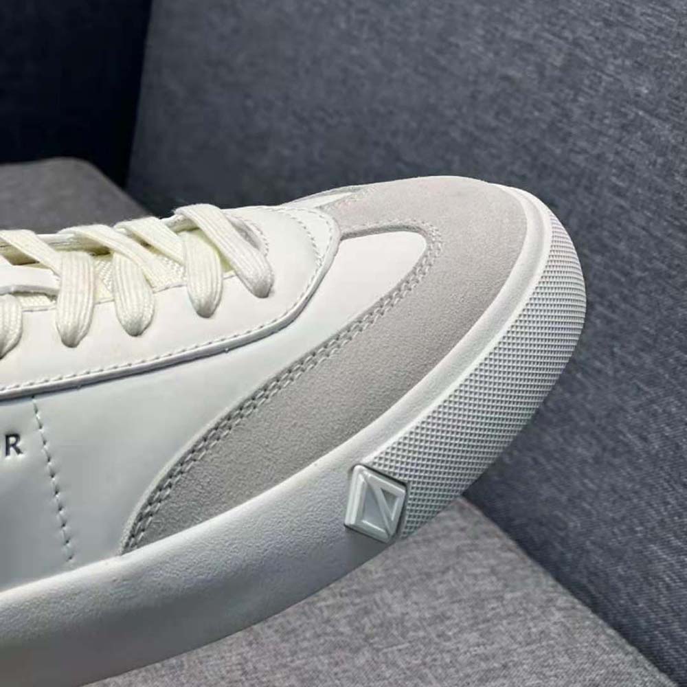 Dior Men B101 Sneaker Cream Smooth Calfskin and Greige Nubuck